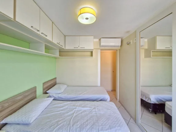 Imagem Apartamento com 2 dormitórios à venda, 68 m por R$ 2.200.000,00 - Riviera