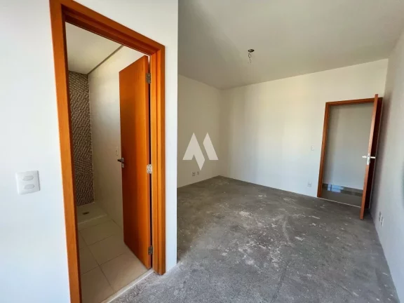 Imagem Apartamento para venda no Embaré 3 suítes, lazer, na quadra da praia, Embaré/SP