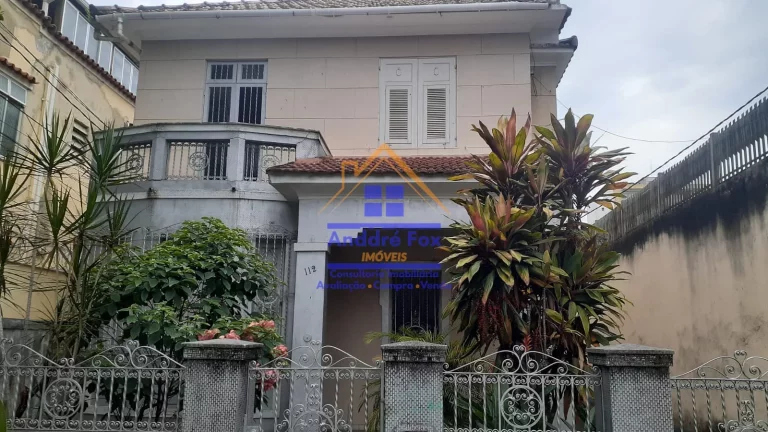 Grajaú, Rio de Janeiro - RJ, casa duplex, 5 quartos, varanda, 140 m², construção anexa, quintal, 3 vagas, à venda por R$ 950.000,00