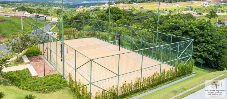 Imagem Lote em Condomínio Fechado para Venda em Senador Canedo, Jardins Bolonha