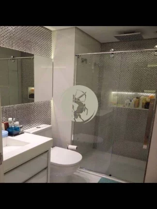 Imagem PORTEIRA FECHADA!!! ALTISSIMO PADRÃO RICAMENTE DECORADO E MOBILIADO, PROXIMO A PRAIA DO EMBARÉ!!!!