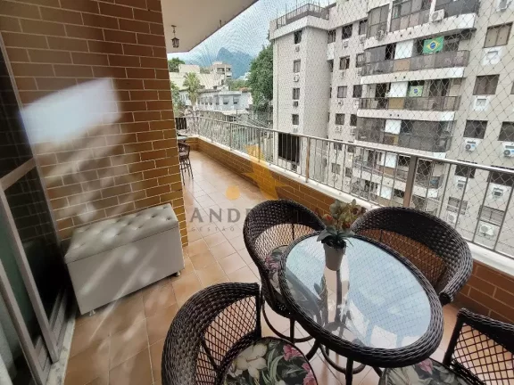 Imagem Freguesia - Rua Potiguara - 140m² Ótimo 3 quartos com suíte e 3 vagas na garagem