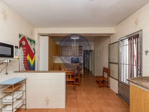 Imagem Casa para venda em São Paulo-SP, bairro Saúde! 2 quartos, 2 salas, 3 banheiros, 1 vaga de garagem, 200m² de área. Imperdível!
