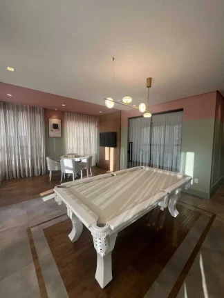 Imagem Apartamento alto padrão com 3 suítes e 3 vagas de garagem - Meia Praia | Itapema/SC