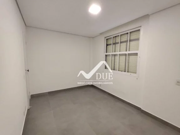 Imagem Apartamento com 2 dormitórios e dependencia completa de empregada, vaga d garagem demarcada à venda, 90 m² por R$ 470.000 - Campo Grande - Santos/SP