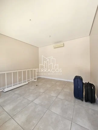 Imagem MARAVILHOSA CASA EM CONDOMÍNIO BAIRRO MALOTA - JUNDIÁI.