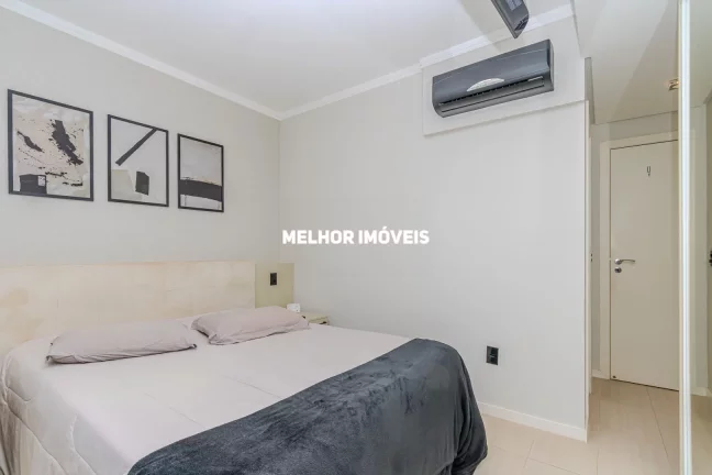 Imagem Apartamento com 3 dormitórios e 2 Vagas de garagem no centro de Balneário Camboriú.