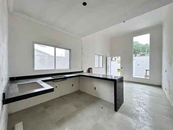 Imagem Casa para Venda em Itanhaém, Bopiranga, 2 dormitórios, 1 suíte, 2 banheiros, 2 vagas