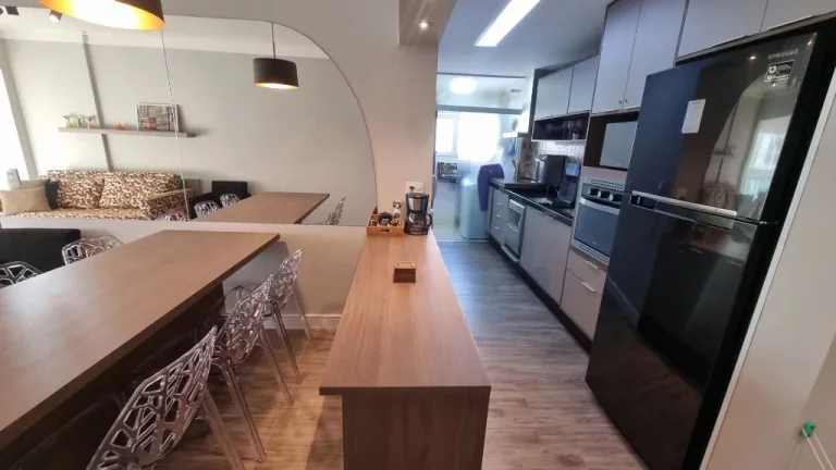 Imagem PRÉDIO NOVO, EXCELENTE APARTAMENTO, PRAIA DE PITANGUEIRAS, 2 DORMITÓRIOS (2 SUÍTES), 2 VAGA DE GARAGEM, EXCELENTE LAZER.