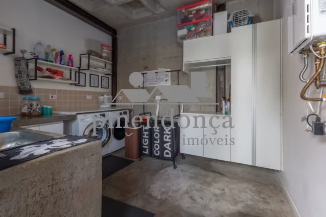 Imagem Casa de Vila em Perdizes com 3 sui­tes e 2 vagas, 202m²