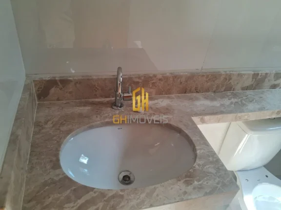 Imagem Casa com 3 quartos no Solar Central Park, em terreno com 180m² com 106m² de área construída poss...