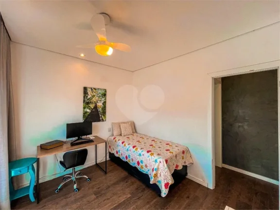 Imagem Casa à venda com 4 quartos, sendo 3 suítes, no condomínio Vintage, Cotia - SP