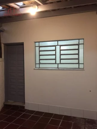 Imagem Casa à venda com 91m², 2 quartos e 2 vagas - Jardim Rosana