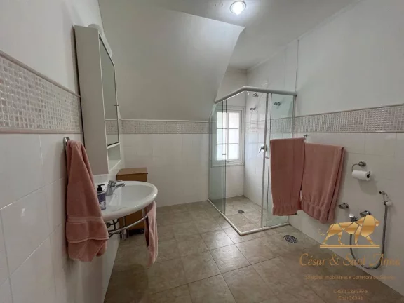 Imagem Belíssima casa a venda em Campos do Jordão - SP