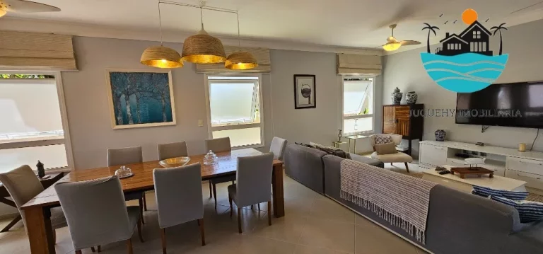 Imagem Casa alugar Juquehy - Condomínio pé na areia, Aluguel Anual, com 4 suítes, piscina e churrasqueira privativa, máx. 12 pessoas | Juquehy Imobiliária