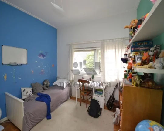 Imagem Lindíssimo apartamento, totalmente reformado, moderno, espaçoso, living para dois ambientes, varan...