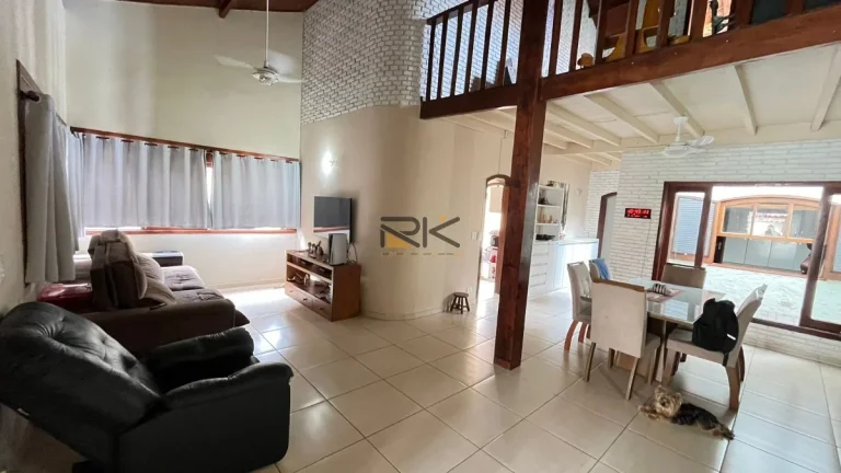 Imagem Casa à venda no Itagua 50 metros da orla,com 5 dormitórios