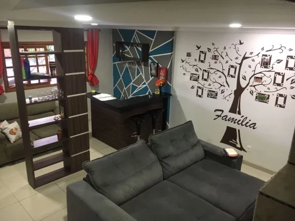 Imagem Sobrado com 3 dormitórios à venda, 180 m² por R$ 830.000,00 - Residencial União - São José dos Campos/SP