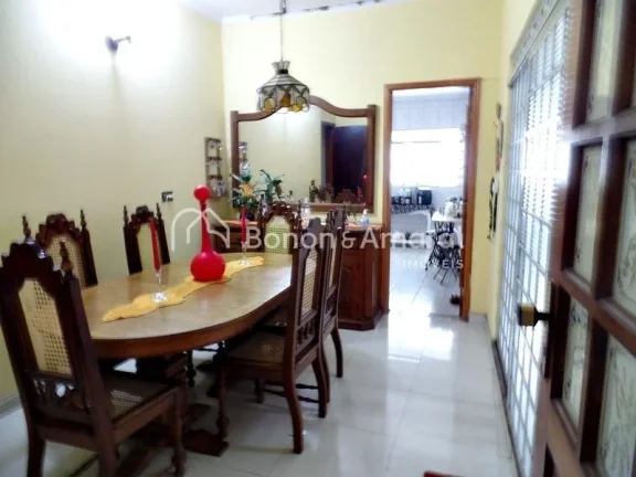 Imagem Casa 03 dormitórios a venda Bairro Jardim Santana! 300m² de terreno 255m² de construção.

 Acei...