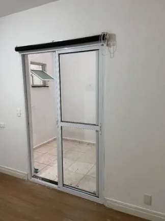 Imagem Apartamento sem Condomínio 40 m² 2 Dormitórios 1 Vaga de Garagem