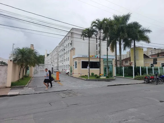 Imagem Apartamento com 2 dormitórios e 1 vaga de garagem no bairro Floresta em Joinville