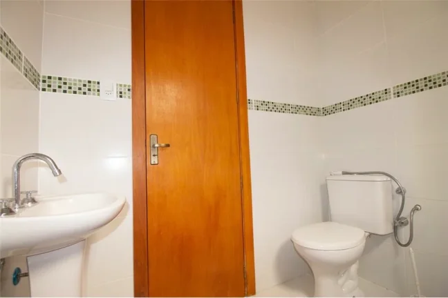 Imagem Casa em Condomínio para venda no bairro Agronomia em Porto Alegre