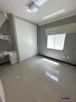 Imagem VENDO CASA 3/4 REFORMADA NO CONDOMÍNIO DELTA VILLE