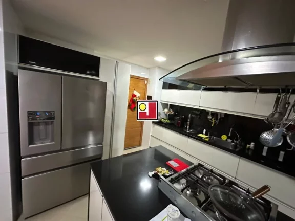 Imagem Vendo 4sts, Jardim Oceânico, 245m², altíssimo luxo, decoração primorosa, cozinha planejada, porcelanato peças grandes, segurança, proximo metrô BRT