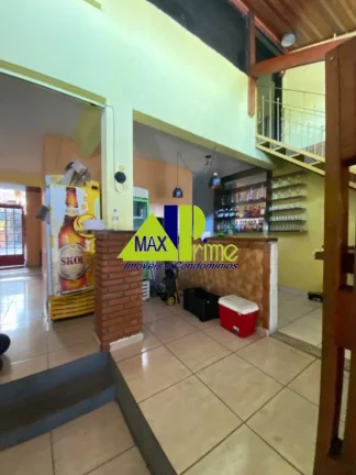 Imagem Salão Comercial de Alto Padrão para Locação na Penha de França, São Paulo-SP: 1 Sala, 3 Banheiros, 90m² de Área