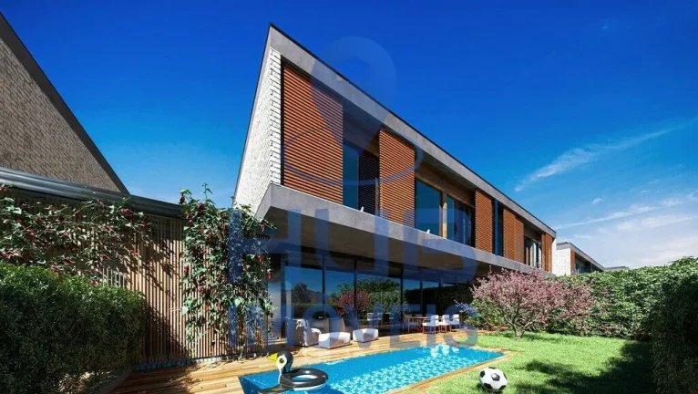 Imagem Casa 4 Dormitórios para venda em Balneário Camboriú - SC