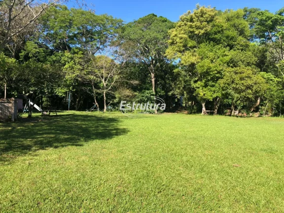 Imagem Chácara no Pé de Plátano, refúgio junto a natureza para sua família