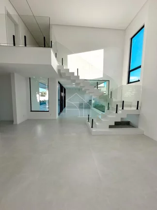 Imagem Mansão duplex 5 quartos com 4 suítes em Jardins Veneza