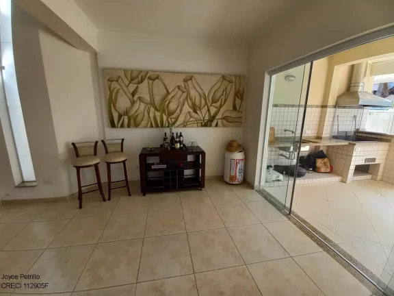 Imagem Casa em Condomínio Fechado de Alto Padrão à Venda em Peruíbe.