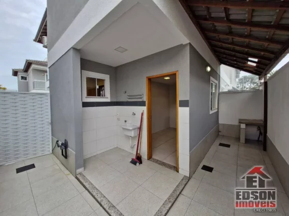 Imagem Casa Duplex em Condomínio no Barroco em Itaipuaçu