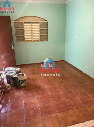 Imagem Casa com 2 dormitórios à venda por R$ 250.000,00 - Jardim Liberdade - Itumbiara/GO