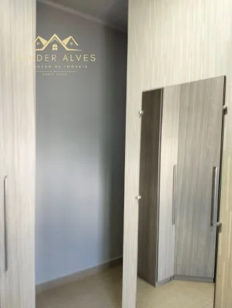 Imagem Imperdível: Casa à venda em Foz do Iguaçu-PR, bairro Jardim Bandeirantes, 3 quartos, 2 salas, 2 banheiros, 3 vagas, 142,39 m².