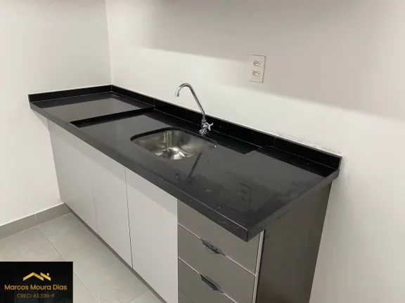Imagem Studio no Tatuapé 34m² , Banheiro com Janela. Perto do Shopping.
