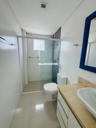 Imagem Cobertura á venda com 4 dormitórios, 3 vagas de garagem e piscina privativa localizada no centro de Balneário Camboriú/SC