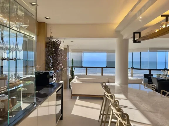Imagem Apartamento 4 Dormitórios - Bairro Navegantes