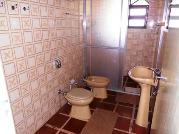 Imagem CHÁCARA PILAR DO SUL PRÓXIMO A RODOVIA ASFALTO LUZ ÁGUA SABESP E POÇO POMAR PISCINA SALA JOGOS CASA SEDE 2 DOMITÓRIOS SENDO 1 DELES SUÍTE FIBRA ÓTICA