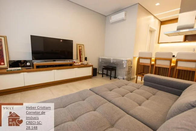 Imagem Lindo Triplex - 50 mts da Praia