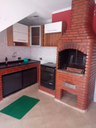 Imagem Sobrado com 3 dormitórios para alugar, 243 m² por R$ 2.500,00/mês - Parque Marajoara - Santo André/SP