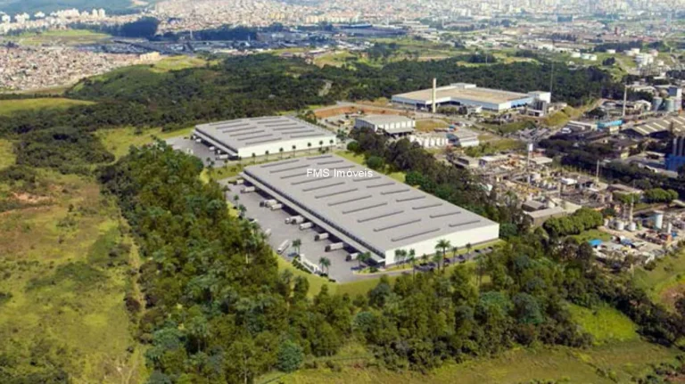 Imagem Galpão com 10.914m2 em Mauá.