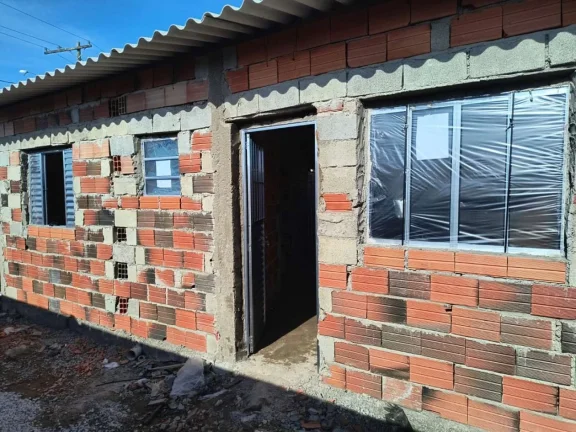 Imagem Casa para Venda em Itanhaém, Jamaica (Praia), 4 dormitórios, 2 suítes, 2 banheiros, 4 vagas