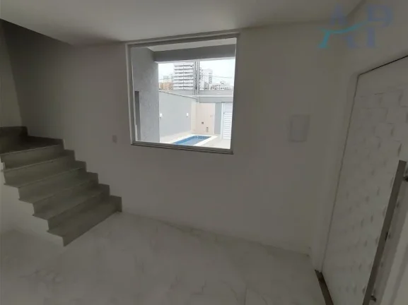 Imagem Casa em Praia Grande com 3 Dormitórios de Alto Padrão