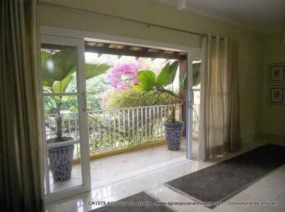 Imagem Granja Viana - Condomínio Jardim Mediterrâneo. Cinematográfica.