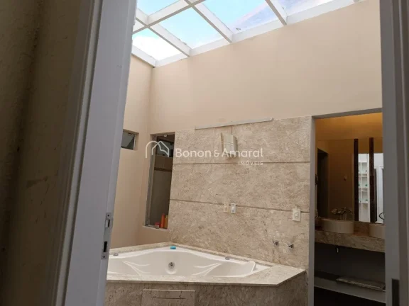 Imagem Casa à venda com 5 quartos no Residencial Gallery, em Campinas - SP.

Imóvel bem amplo e aconchega...