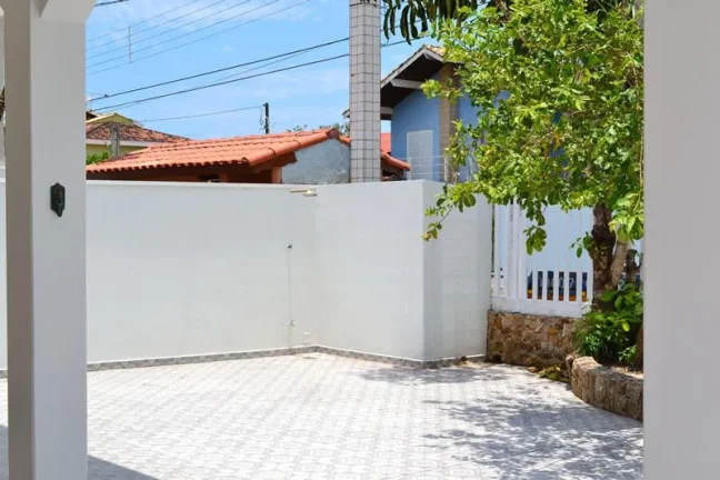 Imagem Casa para Venda em Itanhaém, Jardim Grandesp, 4 dormitórios, 1 suíte, 3 banheiros, 6 vagas