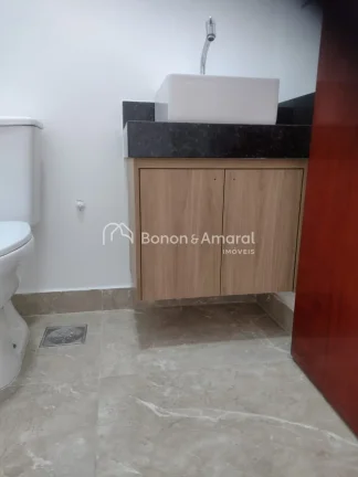 Imagem Casa com 3 suítes, varanda, sala de estar, sala de jantar, cozinha, área de serviço, quintal, esp...