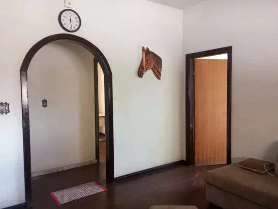 Imagem Casa à venda em Barroso, Centro, com 3 quartos, 241,22m2
